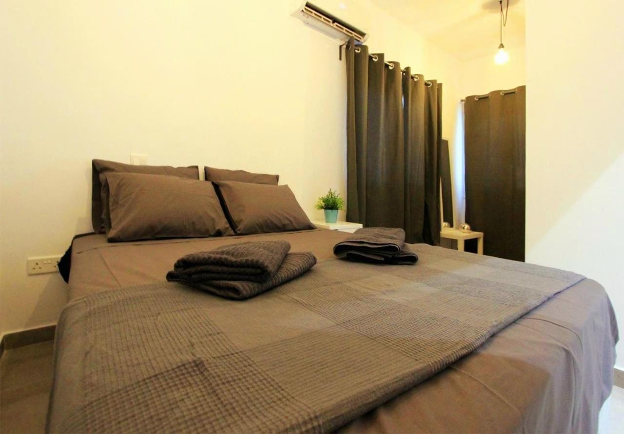 Papadavid Apartments Paphos Eksteriør bilde