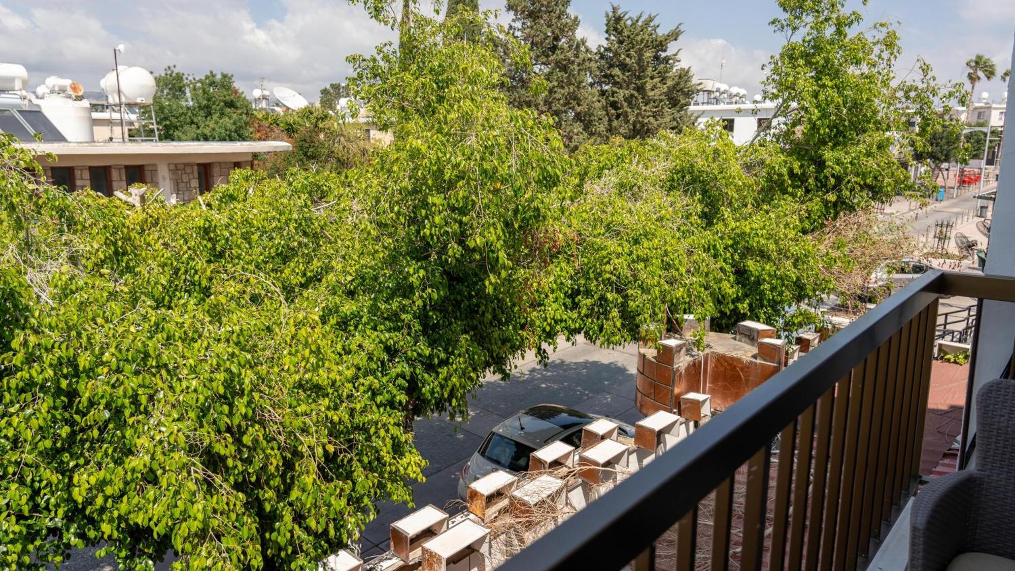 Papadavid Apartments Paphos Eksteriør bilde